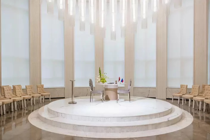 Митинский дворец бракосочетания белый зал фото